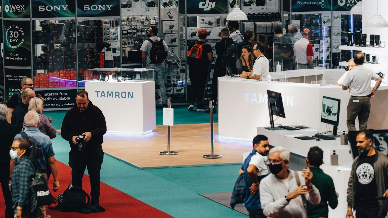 Tradeshows in a Virtual Format: What Translates and What Doesn't